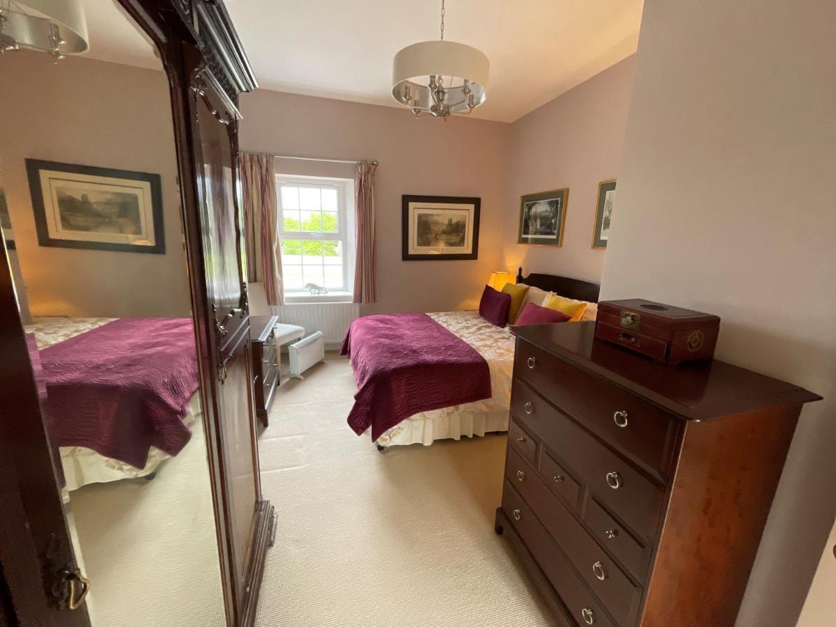 The Cottage At Riverbank Ballinamallard Exterior photo